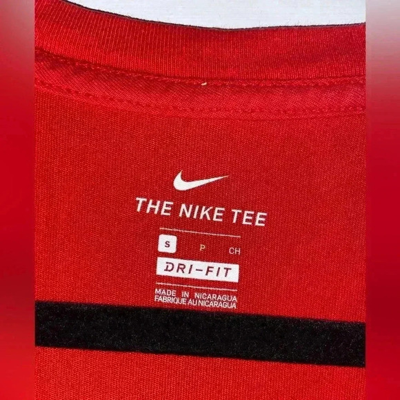 Nike New England Patriots Women’s Small Top - Picture 2 of 4